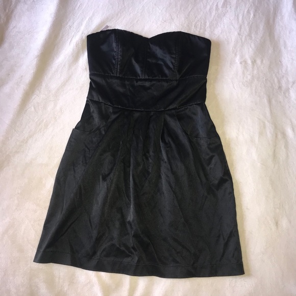 Strapless Dress - Picture 2 of 6